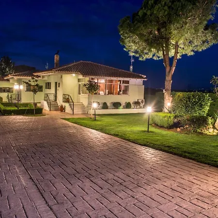 Fragos Garden Studios Апартаменты *