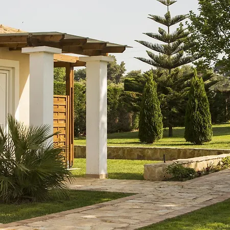 Fragos Garden Studios Апартаменты Kastro-Kyllini